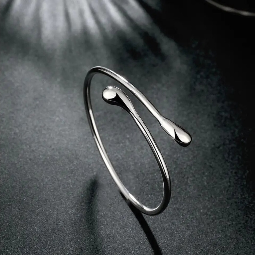 New Silver Waterdrop Bangle Bracelet Open Design
